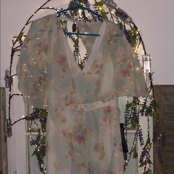 Doen Dresses & Skirts - Topshop Muted floral print dress